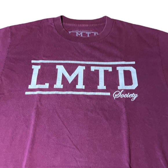 LMTD Designed In California USA Graphic Print Logo Red T-shirt Men’s Size Medium - Picture 2 of 6